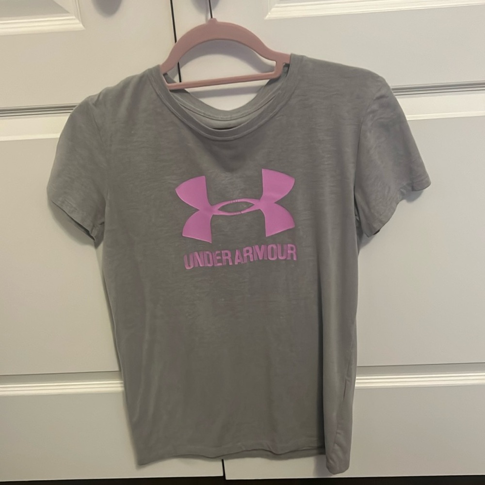 Under armor shirt